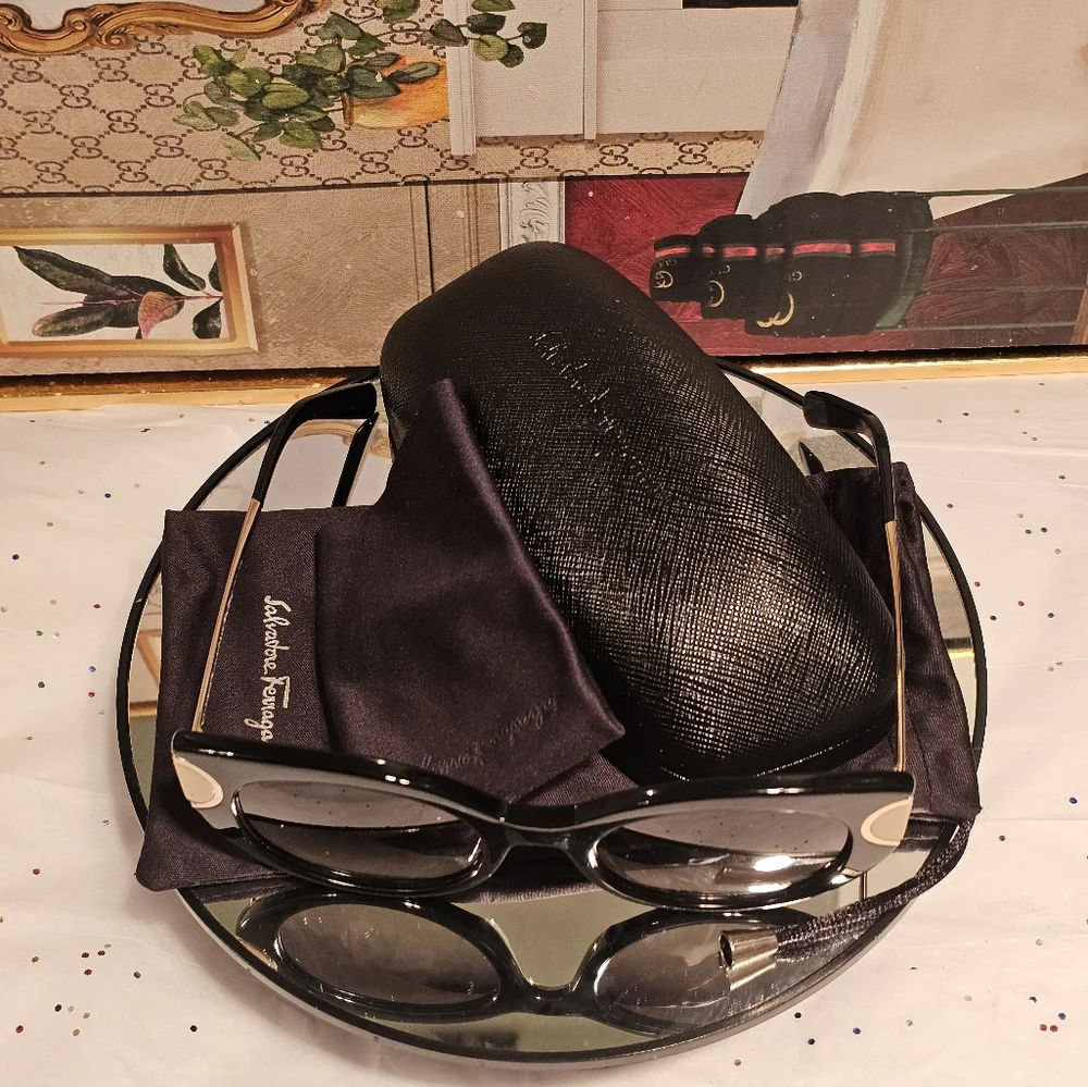 Authentic Salvatore Ferragamo Oval Black and Gold Oval Sunglasses - Picture 4 of 16